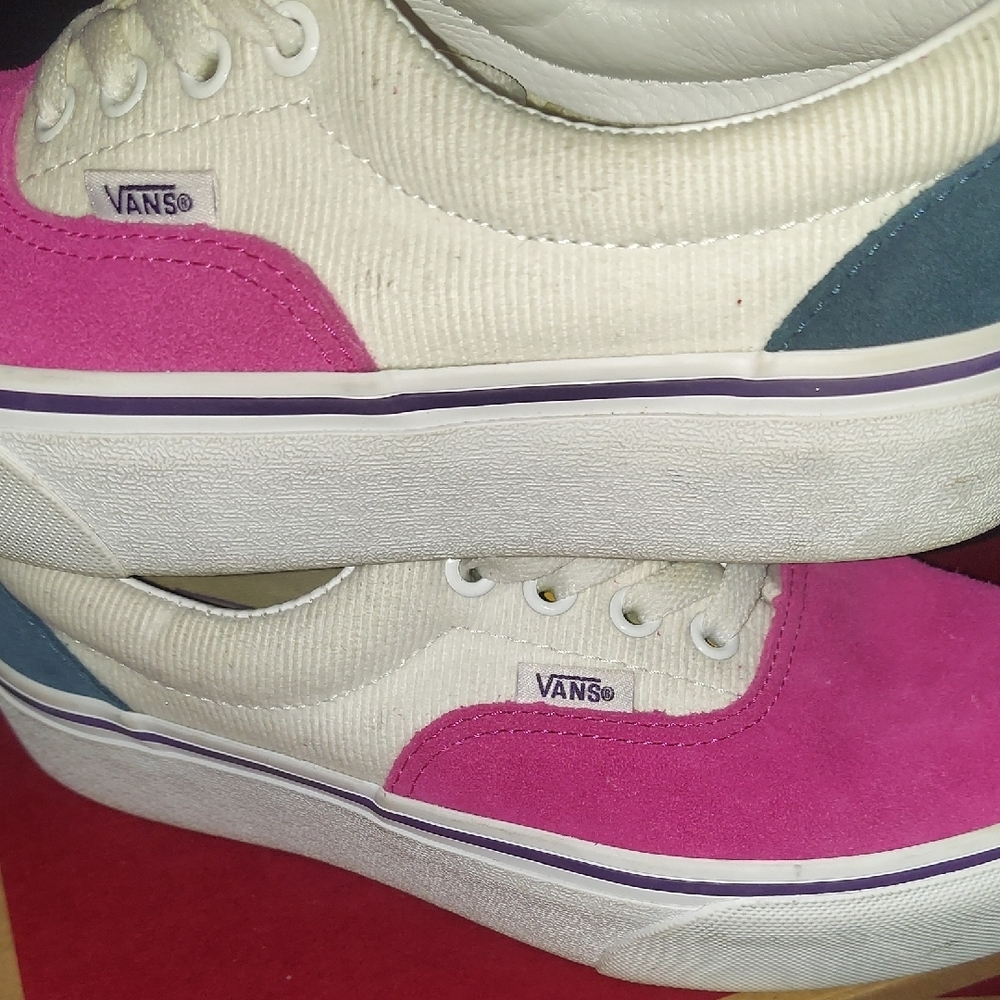 Vans Pink and Cream Sneakers - Picture 7 of 14
